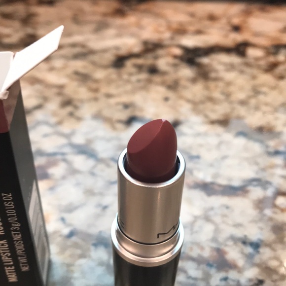 Limited Edition Mac Lipstick - Picture 4 of 4